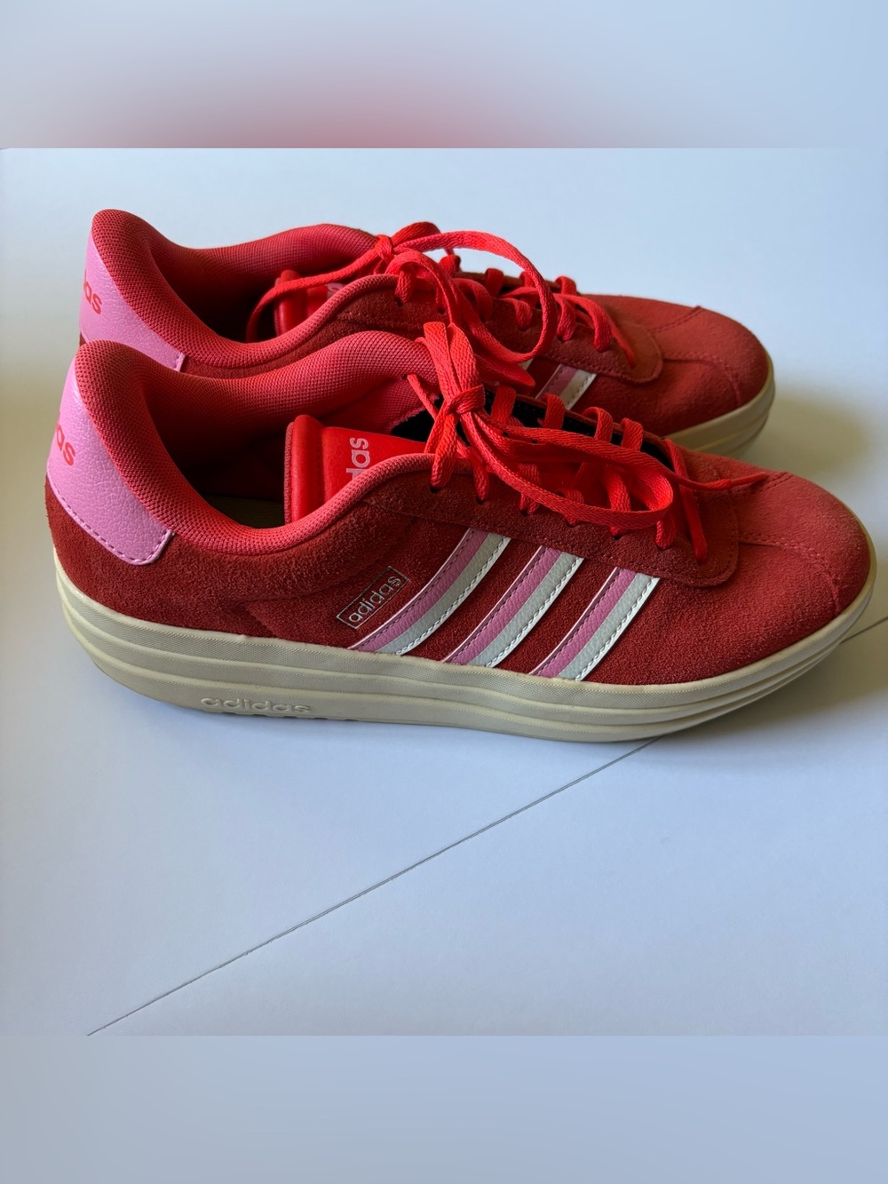 adidas Vl Court Bold Platform Sneaker Red Pink Retro Athleisure Suede Leather - Picture 2 of 7